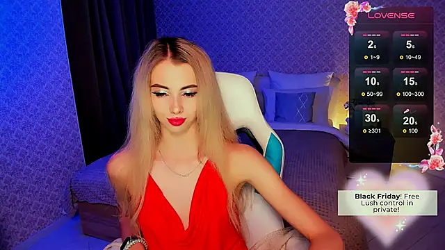 Snapshot of Emilia_Klar chatting on 12, 12, 2024 Emilia Klar online show from 12, 12, 2024