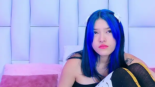 Snapshot of AlliciaKim chatting on 5, 3, 2025 AlliciaKim online show from 5, 3, 2025
