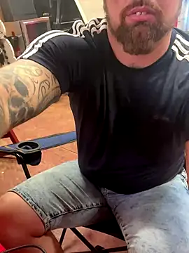 Snapshot of BigBaby964 chatting on 3, 10, 2025 BigBaby964 online show from 3, 10, 2025