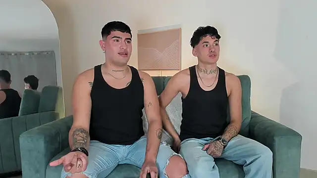 MatheoVelez online show from 28, 2, 2025