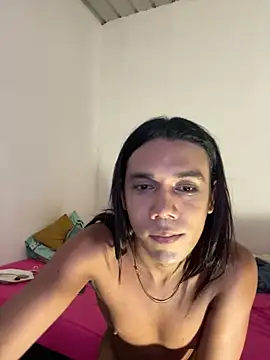 Snapshot of miss_mestiza chatting on 18, 10, 2025 miss mestiza online show from 18, 10, 2025