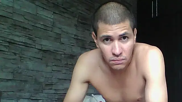 Sexylatin64 online show from 9, 7, 2026