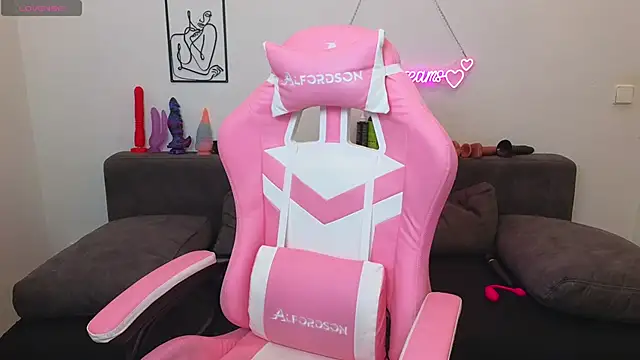 Milas Dreams online show from 16, 10, 2025