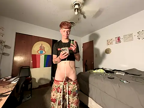 Snapshot of twentywithafelonyy chatting on 19, 10, 2025 twentywithafelonyy online show from 19, 10, 2025