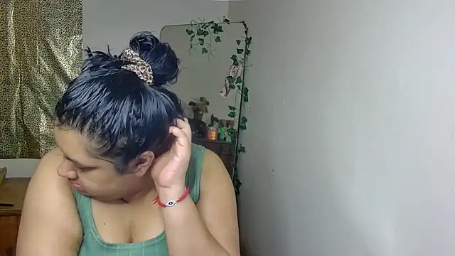 GoddessLorenaTheeSiren online show from 9, 9, 2025