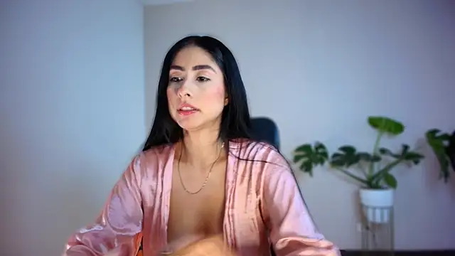 auroracaruso11 online show from 23, 2, 2026