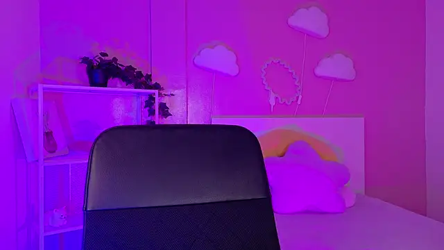 ParisFox  online show from 8, 1, 2026