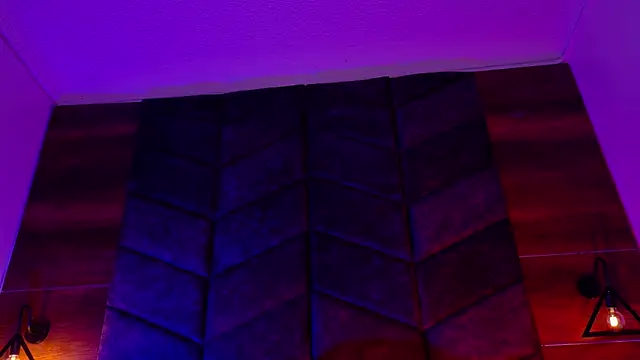 ParisFox  online show from 5, 2, 2026