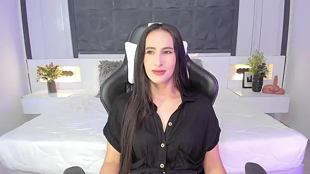 SaraGomez1 online show from 30, 9, 2025