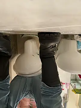 Snapshot of gianluca75gggggggh chatting on 1, 2, 2026 gianluca75gggggggh online show from 1, 2, 2026