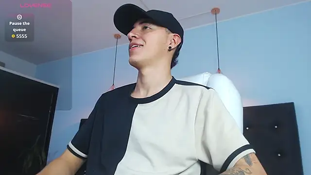 Lobo 17  online show from 17, 10, 2025