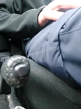 QcMisterv13 online show from 14, 4, 2026