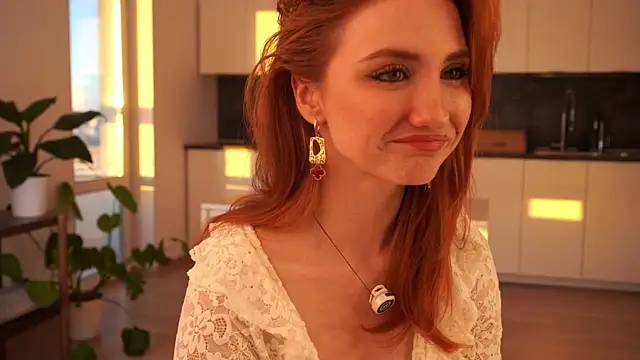 EsmaCrumbley online show from 21, 11, 2025