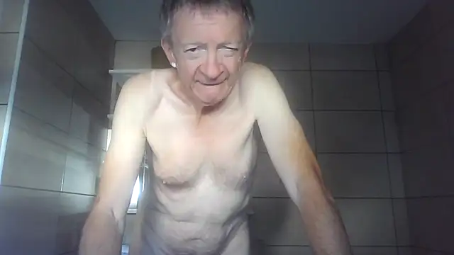 Snapshot of naturiste974 chatting on 29, 6, 2026 naturiste974 online show from 29, 6, 2026