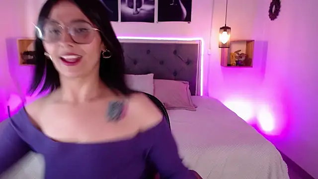 emily leinner online show from 30, 9, 2025