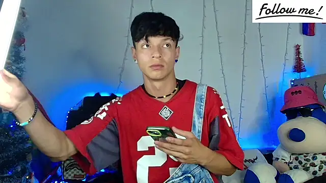 twink sebas  online show from 25, 12, 2024