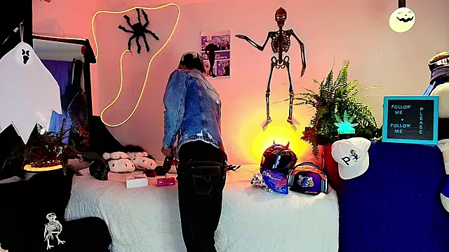 twink sebas  online show from 21, 10, 2025