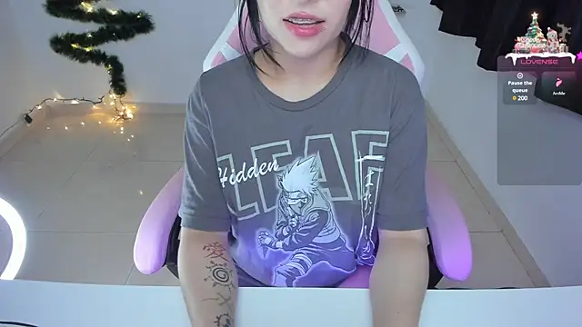 misshoneyxxx online show from 19, 12, 2024