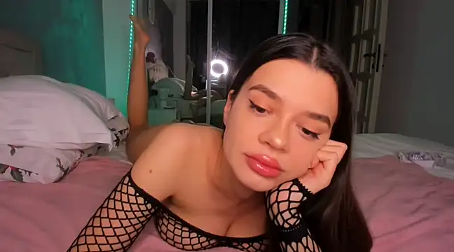 Snapshot of Miss_Medyson chatting on 5, 2, 2025 Miss Medyson online show from 5, 2, 2025