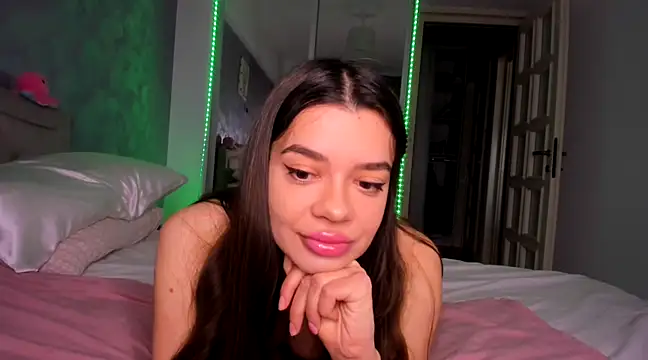 Snapshot of Miss_Medyson chatting on 5, 3, 2025 Miss Medyson online show from 5, 3, 2025