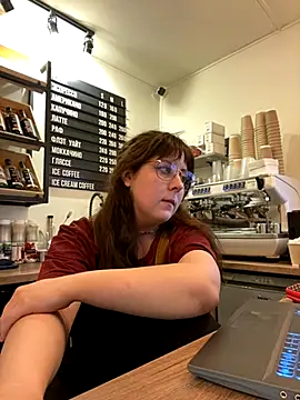 cinnabon  online show from 13, 10, 2025