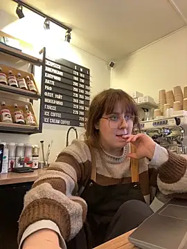 cinnabon  online show from 19, 11, 2025