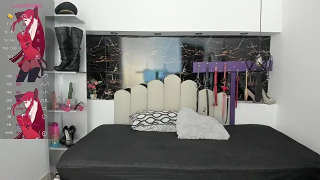 Kathia Armstrong online show from 4, 12, 2024