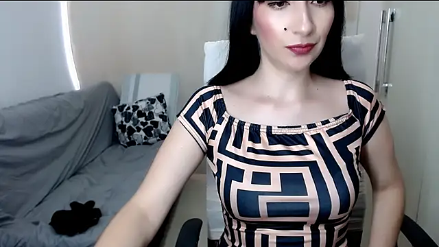 Snapshot of Laura-pervert chatting on 3, 2, 2025 Laura-pervert online show from 3, 2, 2025