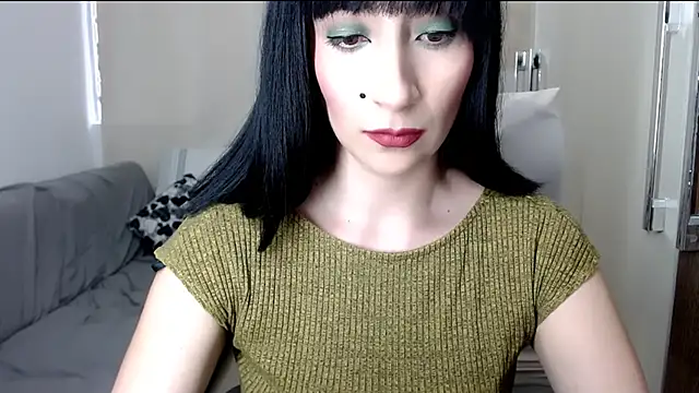 Snapshot of Laura-pervert chatting on 17, 2, 2025 Laura-pervert online show from 17, 2, 2025