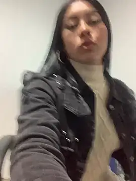 emily 22x online show from 17, 12, 2024