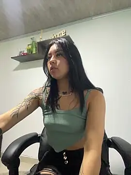 emily 22x online show from 27, 12, 2024