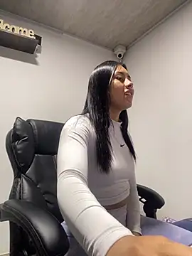 emily 22x online show from 24, 1, 2025