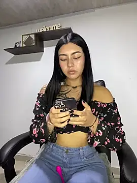 emily 22x online show from 21, 3, 2025
