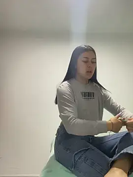 emily 22x online show from 2, 10, 2025