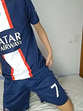 itsme LEON online show from 13, 12, 2024