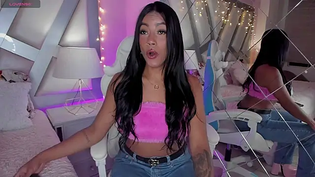 Amber villalobos  online show from 15, 1, 2025