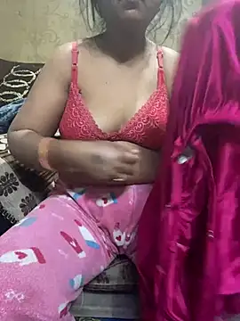 Tameesh sexy mistress online show from 1, 2, 2026