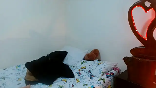 naihroby online show from 2, 12, 2024