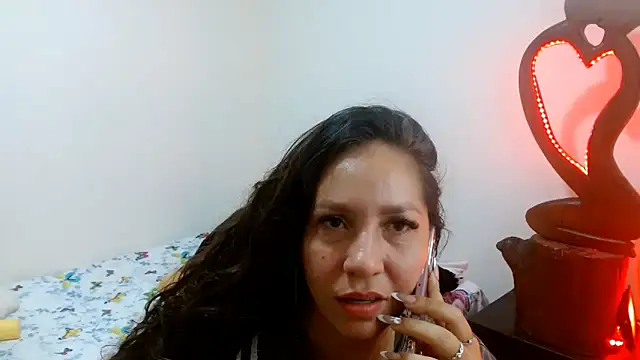 naihroby online show from 8, 12, 2024