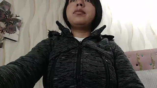 CarolineBrunx online show from 10, 9, 2025