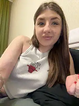 sexyy girl  online show from 1, 11, 2025