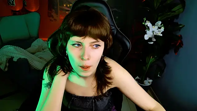 LolaAsmus online show from 9, 4, 2026