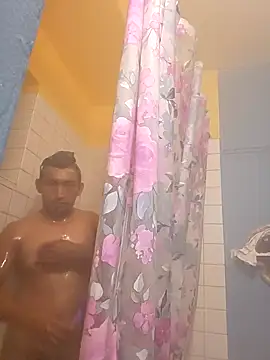 Snapshot of Jovende28 chatting on 12, 11, 2025 Jovende28 online show from 12, 11, 2025