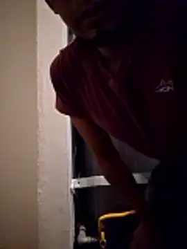 Snapshot of Jovende28 chatting on 17, 11, 2025 Jovende28 online show from 17, 11, 2025