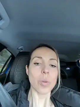 Annelibre online show from 1, 1, 2025