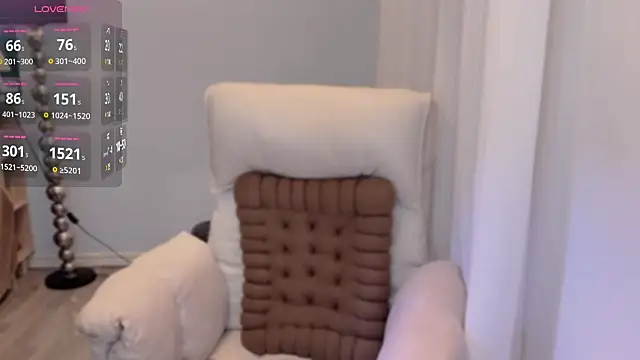 Strawberrybabyy1 online show from 28, 12, 2024