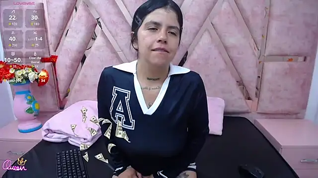 CataleyaLars20 online show from 10, 4, 2026