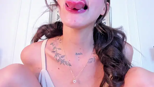 Vennus gir online show from 16, 12, 2024