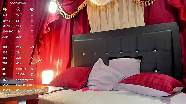 brittany williams  online show from 29, 11, 2025