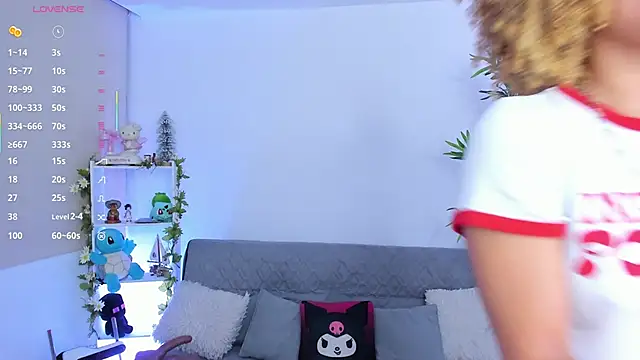 natty romanof 18 online show from 9, 9, 2025